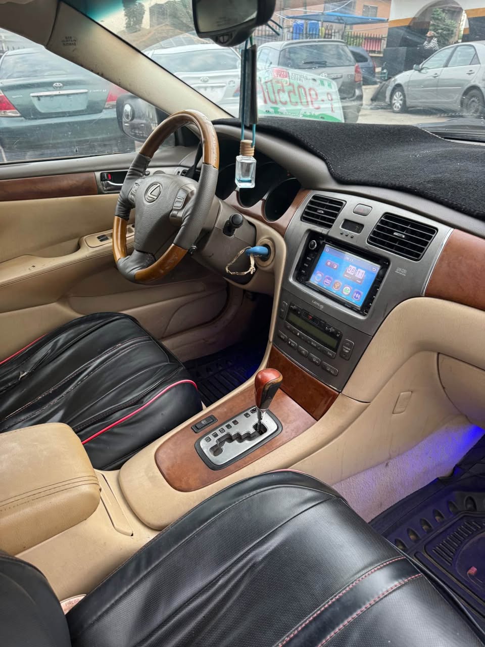 A picture of Lexus Es330 2006
