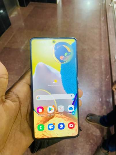 A picture of Samsung A51 5G 128G 6G Ram onscreen fingerprint 350K only