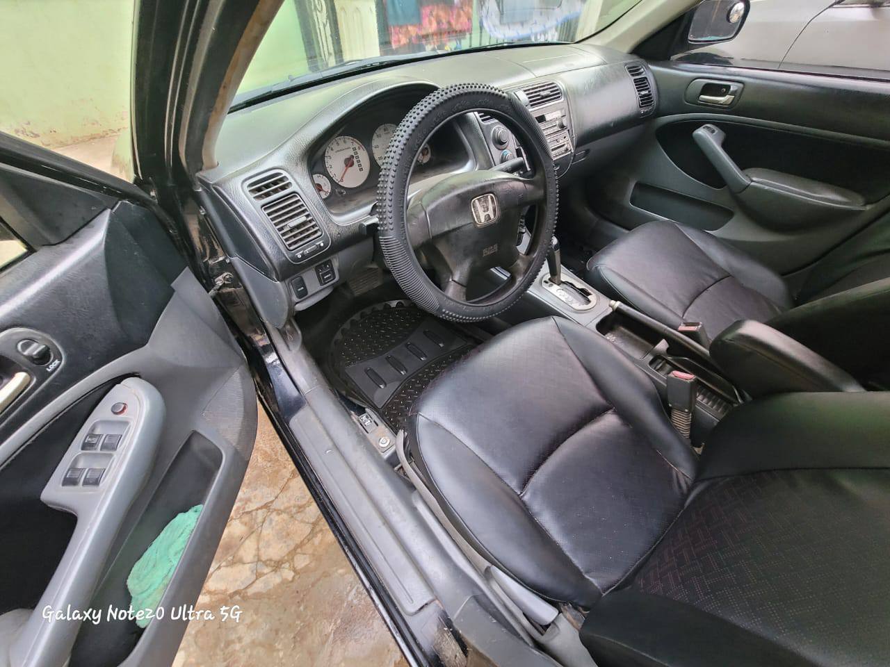 A picture of CLEAN HONDA CIVIC
