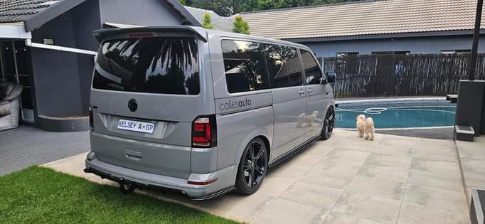 AUTO F.