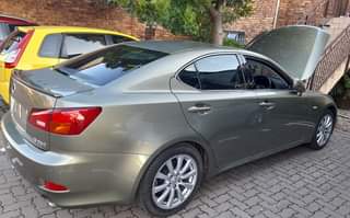 lexus is250