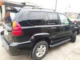 A picture of Lexus GX470 V8