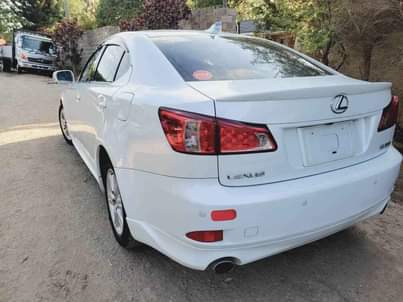 lexus