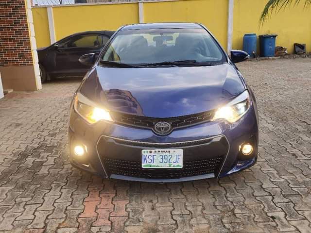 A picture of 2015 Toyota Corolla S