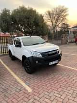 Mpho T.