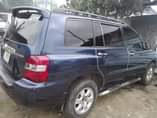 A picture of 2004 Toyota Highlander V6