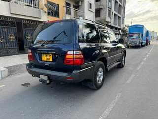 A picture of LANDCRUISER AMAZON ON SALE