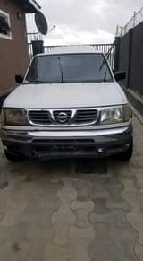 used nissan hardbody
