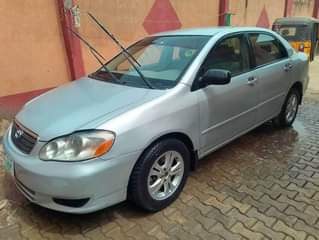 A picture of TOYOTA COROLLA 04 DIRECTLY FROM OWNER THE CAR IS VERY