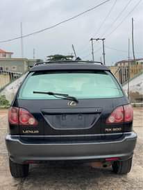 A picture of Clean used Lexus rx300