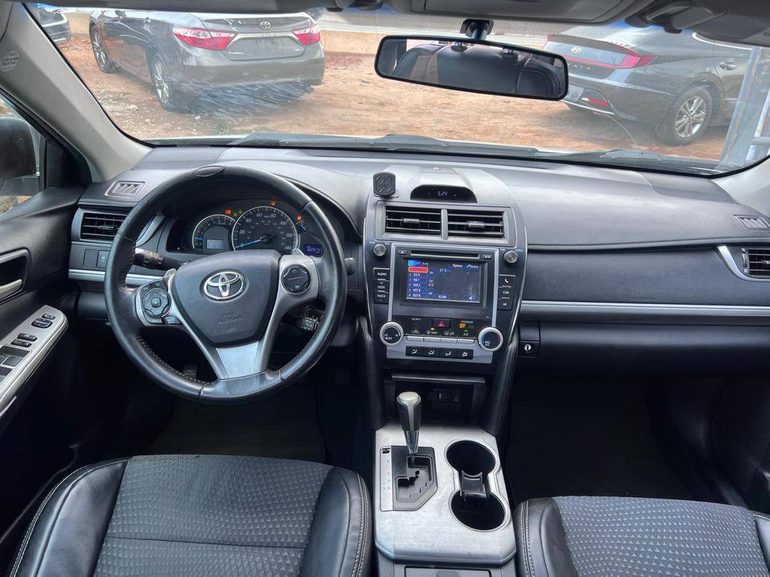 A picture of Distress salesToyota Camry 2013