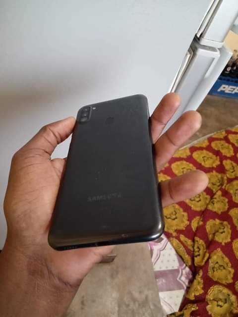 A picture of SAMSUNG A11
