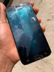 A picture of Galaxy J7pro