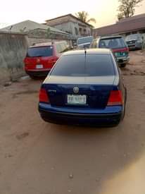 A picture of Volkswagen in Jetta Bora model 2002