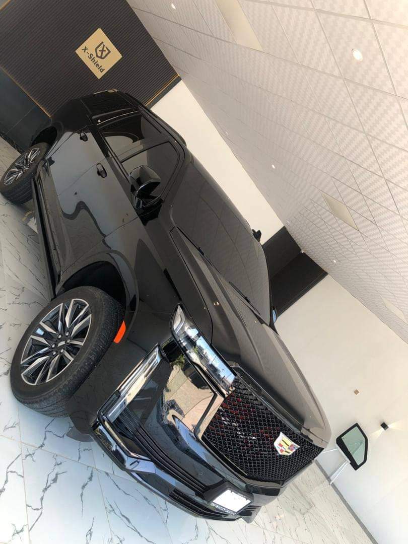 A picture of BULLETPROOF Escalade 600