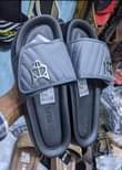 A picture of Shoees