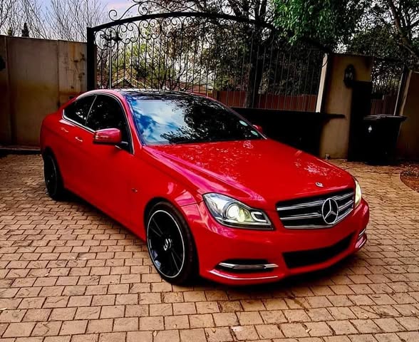mercedes benz c180