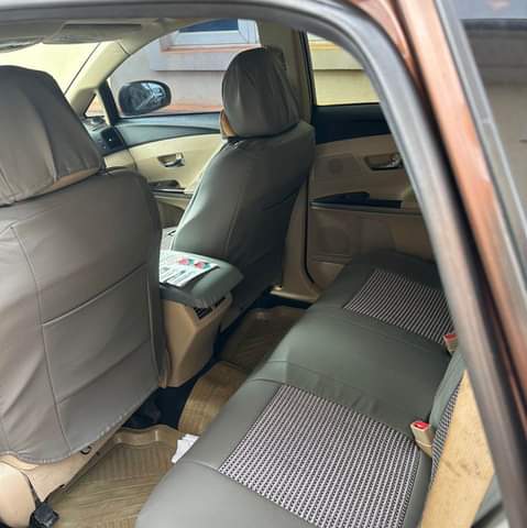 A picture of VENZA 2011 MODEL