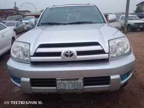 A picture of Highest grade Toyota 4Runner 04 05 model everything is intact