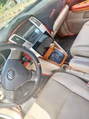 A picture of 2006 Lexus RX 330