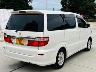 A picture of TOYOTA ALPHARD DSJ Location DSM BEI PRICE 15 800 000