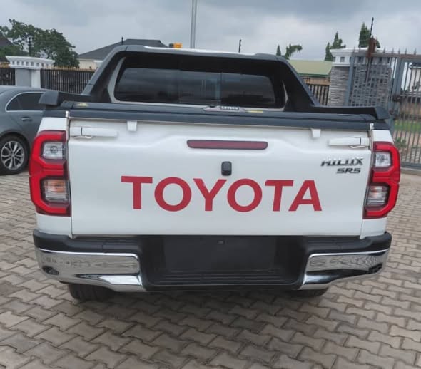 A picture of Super clean Toyota hilux Automatic transmission