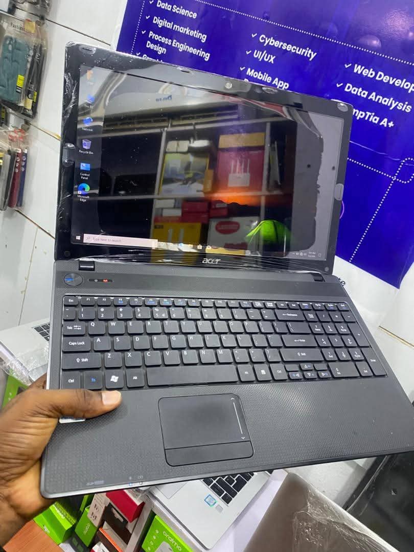 A picture of Acer cori3