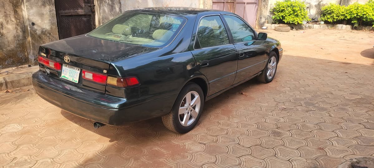 A picture of Toyota camry