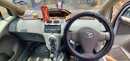 A picture of Toyota Vits 2008
