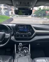 A picture of JUST IN ALERT Toyota Highlander 2020 model xle Clean title