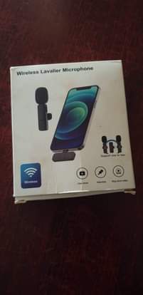 A picture of Wireless Lavalier Microphone