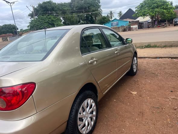 A picture of Corolla 06 04