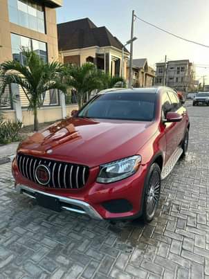 A picture of 2016 MERCEDES BENZ MERCEDES BENZ MERCEDES BENZ GLC300