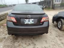 A picture of 2009 TOYOTA CAMRY SE
