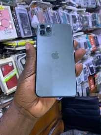 A picture of Iphone11pro max