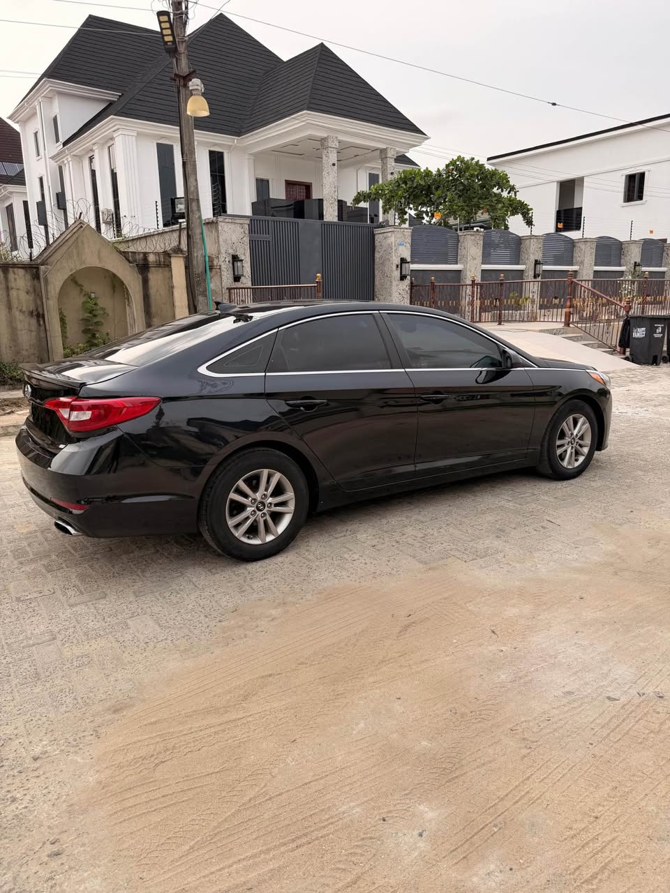 A picture of Toks 2016 Hyundai Sonata