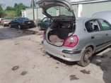 A picture of Nissan Almera first body