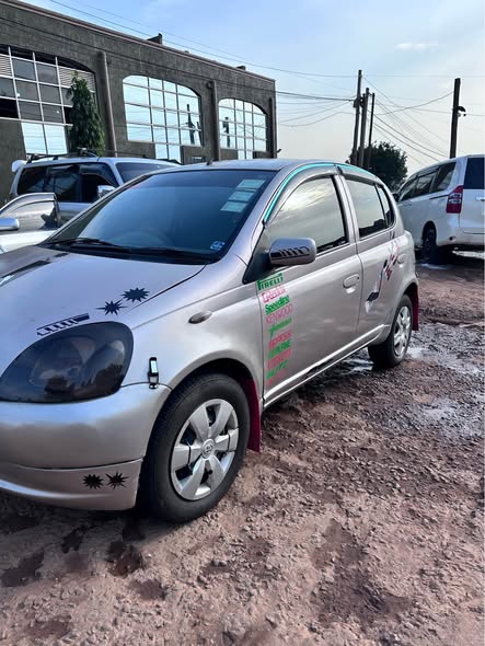 A picture of Vitz 7 8m