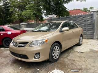 A picture of Newly cleared First body Direct Belgium 2012 Toyota corolla LE