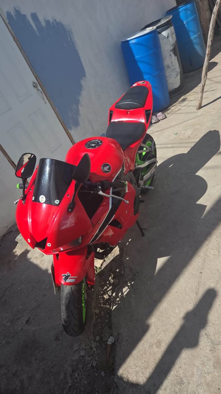 honda cbr