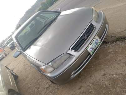 A picture of Camry 2001
