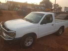 A picture of Pick up at 11m Nissan hardbody call 0705027609