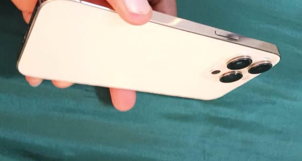 A picture of iPhone 14 pro max
