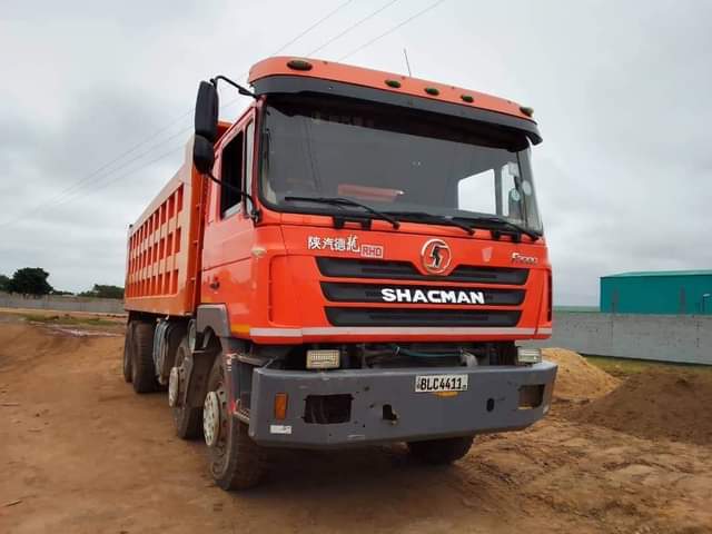 tipper truck