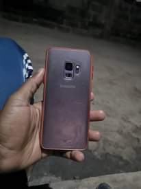 A picture of Samsung s9