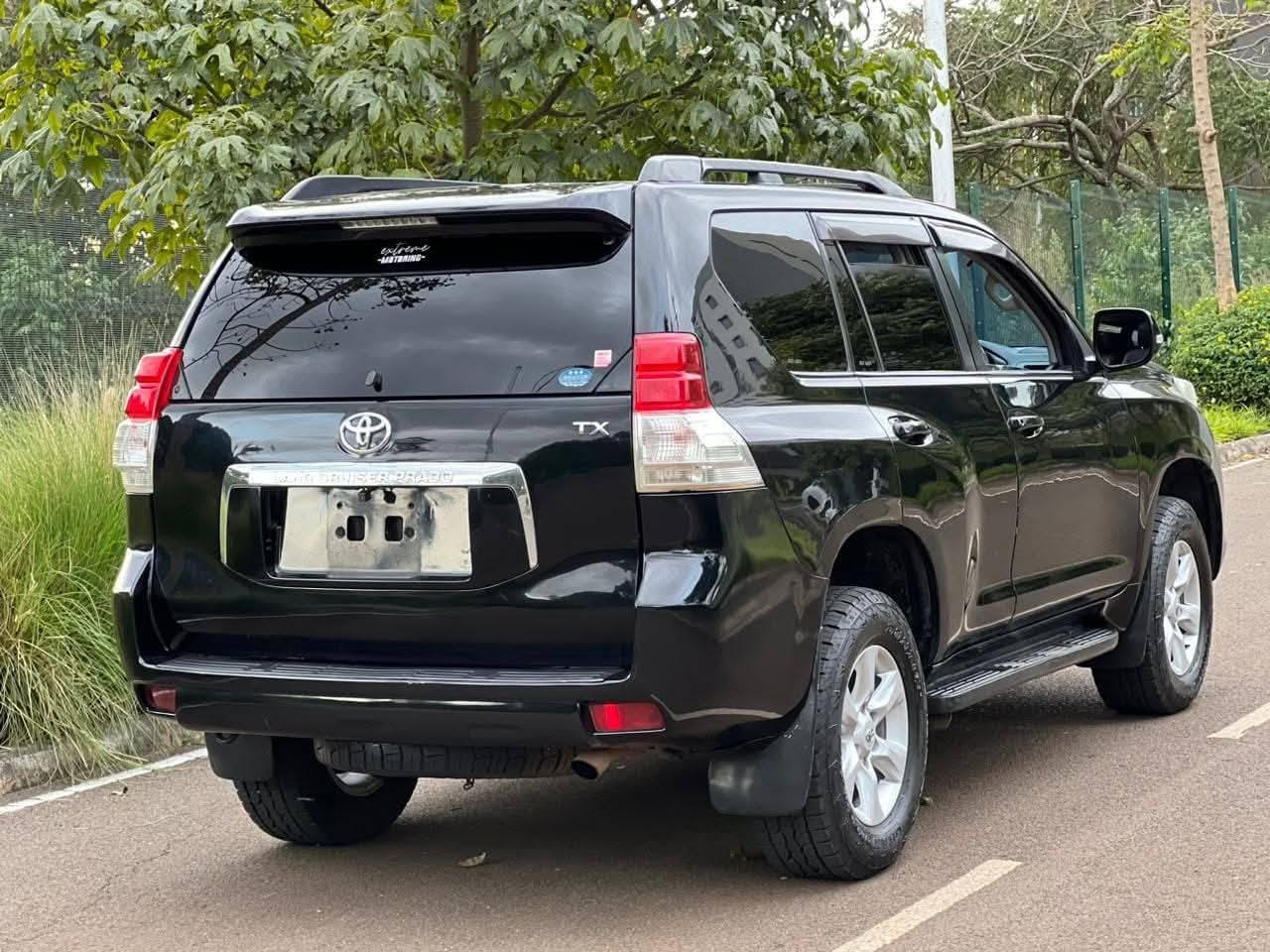 A picture of LANDCRUISER PRADO J150