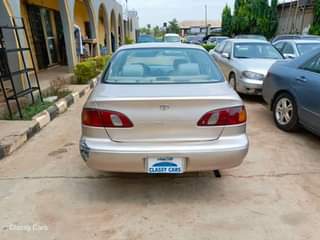 A picture of 1999 Toyota Corolla 100000