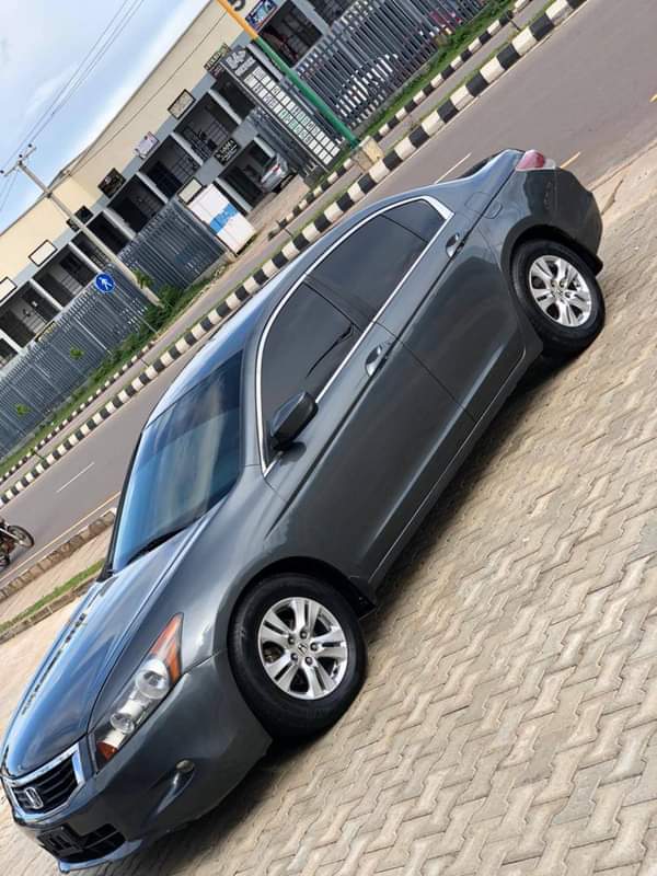 A picture of FOR SALE EXTREMELY CLEAN USED HONDA ACCCORD 2009 MODEL BELGIUM