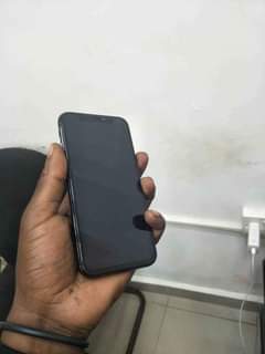 A picture of Quick Money Iphone X 256gb no face 750 000ugx