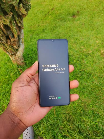 A picture of Samsung galaxy A42 5G 128gb 8gbram 5000mahonscreen fingerprint slight crack